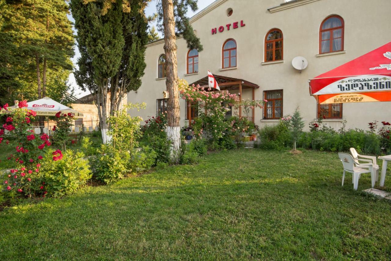 Hotel Kakhaberi Tetritskaro Exterior foto