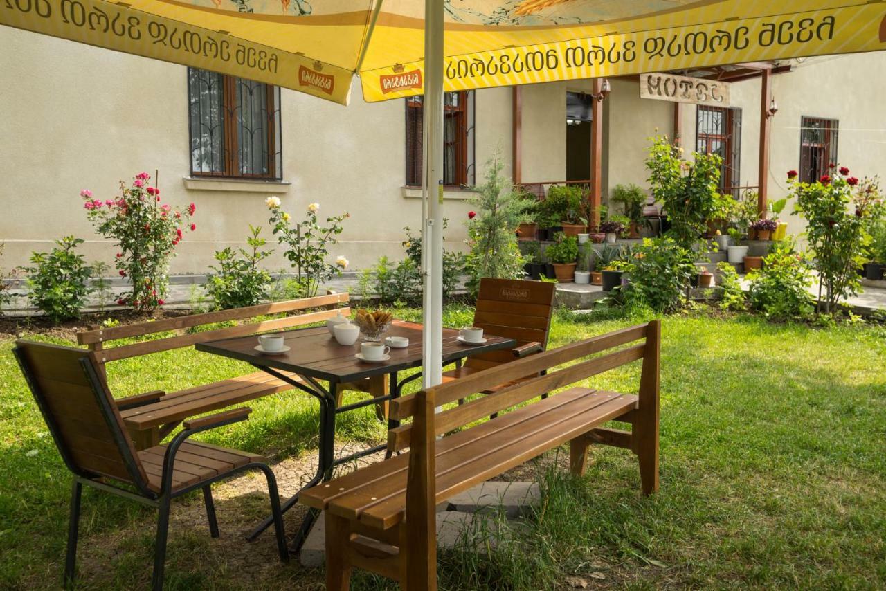 Hotel Kakhaberi Tetritskaro Exterior foto